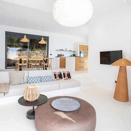 Nina S Summer House A Brand-new Seaview Sanctuary * Evgiros