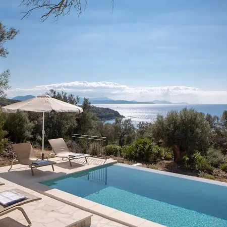 Nina S Summer House A Brand-new Seaview Sanctuary 别墅 *